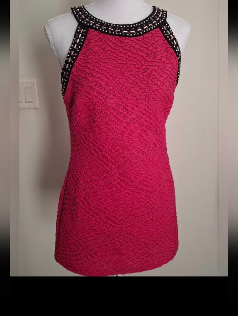 Frank Lyman 🇨🇦 Fuchsia Interwoven Sleeveless Tunic. Black Stud Trim. NWOT. 8